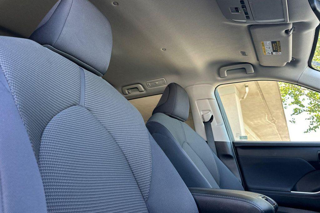used 2024 Toyota Highlander Hybrid car, priced at $39,795