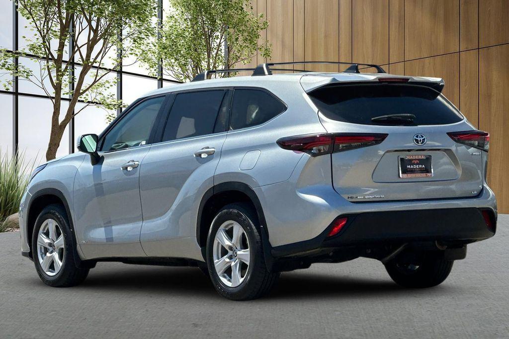 used 2024 Toyota Highlander Hybrid car, priced at $39,795