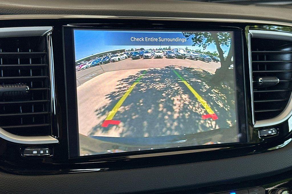used 2025 Chrysler Pacifica car, priced at $28,395