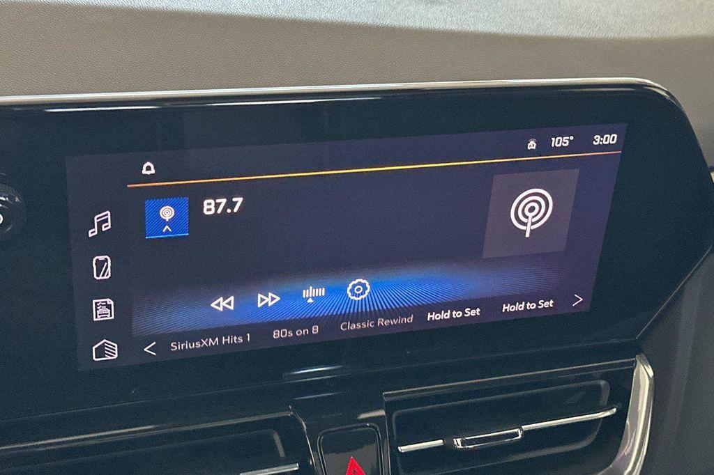 new 2025 Chevrolet TrailBlazer car, priced at $32,075