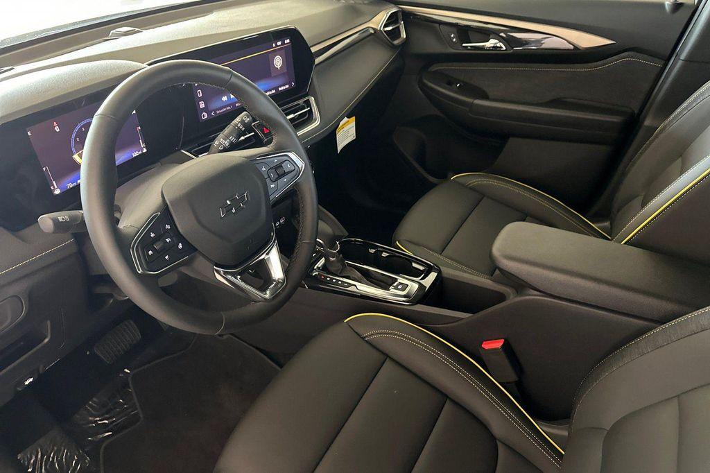 new 2025 Chevrolet TrailBlazer car, priced at $32,075
