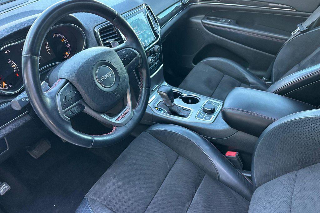 used 2020 Jeep Grand Cherokee car, priced at $20,395