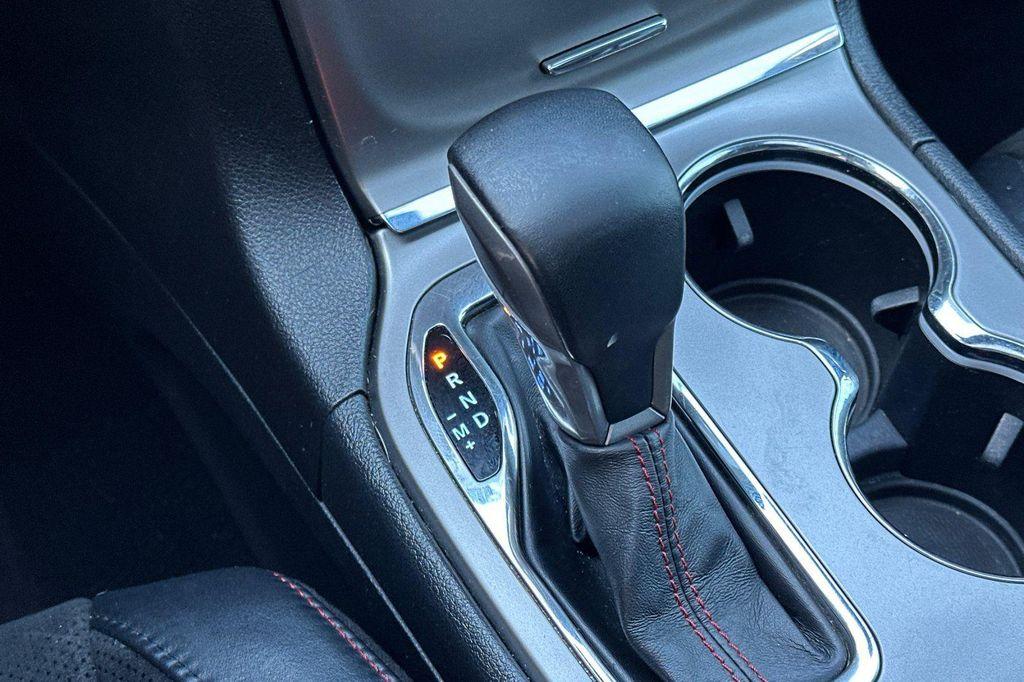 used 2020 Jeep Grand Cherokee car, priced at $20,395