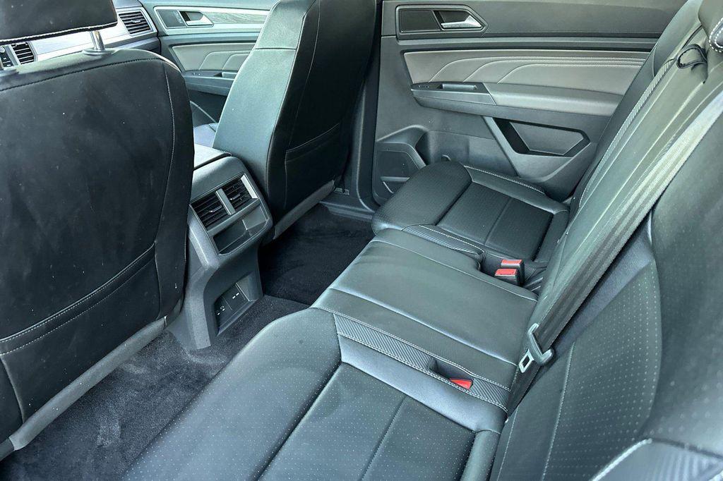 used 2021 Volkswagen Atlas Cross Sport car, priced at $23,589