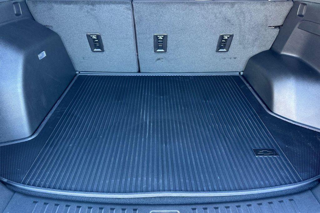new 2026 Chevrolet Equinox car, priced at $29,815