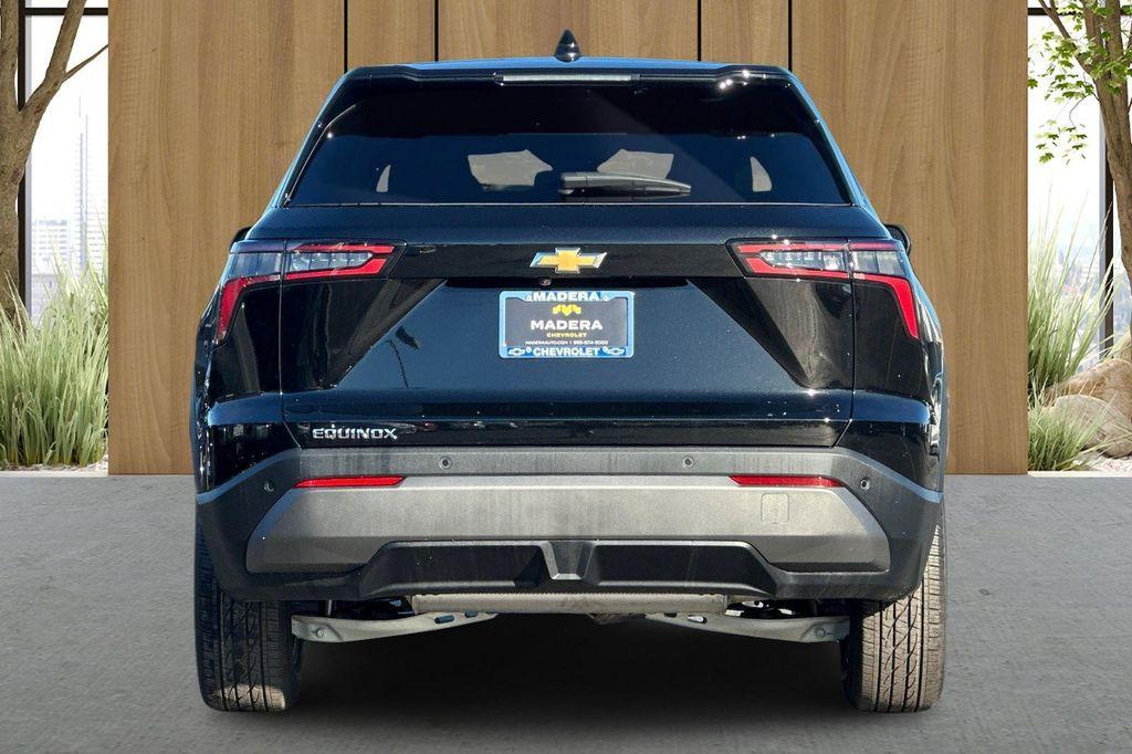 new 2026 Chevrolet Equinox car, priced at $29,815