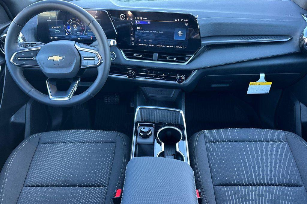 new 2026 Chevrolet Equinox car, priced at $29,815