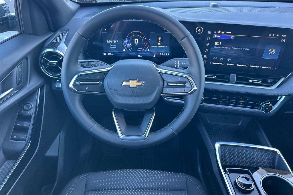 new 2026 Chevrolet Equinox car, priced at $29,815