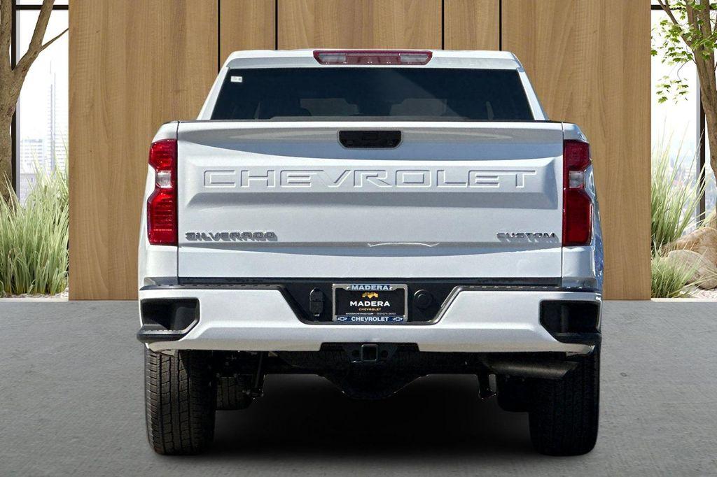 new 2026 Chevrolet Silverado 1500 car, priced at $42,195