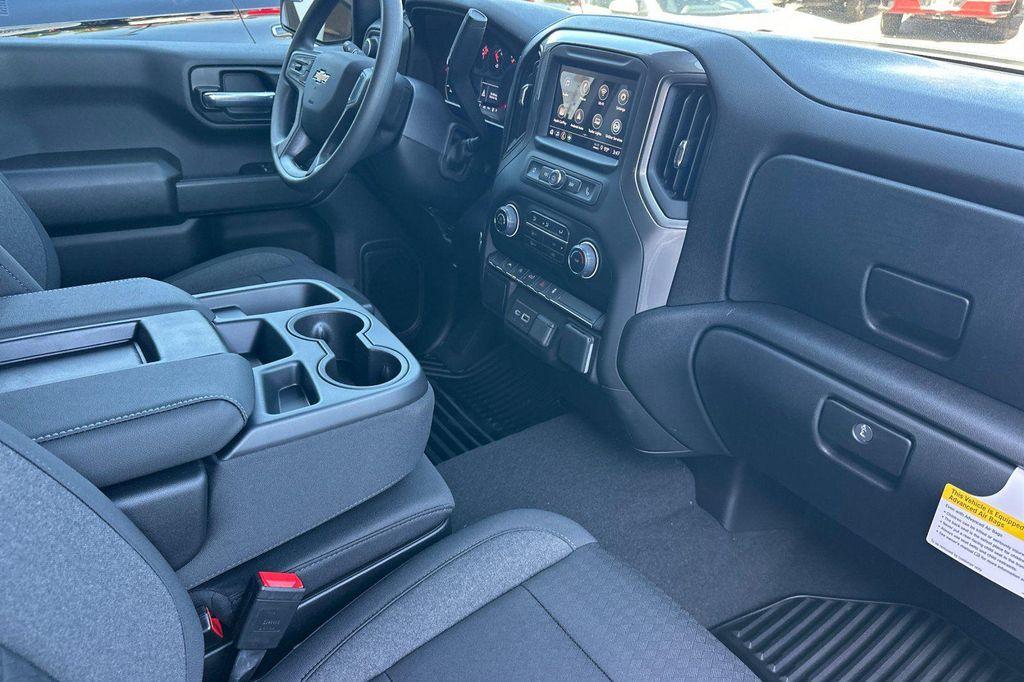 new 2026 Chevrolet Silverado 1500 car, priced at $42,195