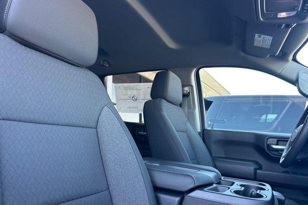 new 2026 Chevrolet Silverado 1500 car, priced at $42,195
