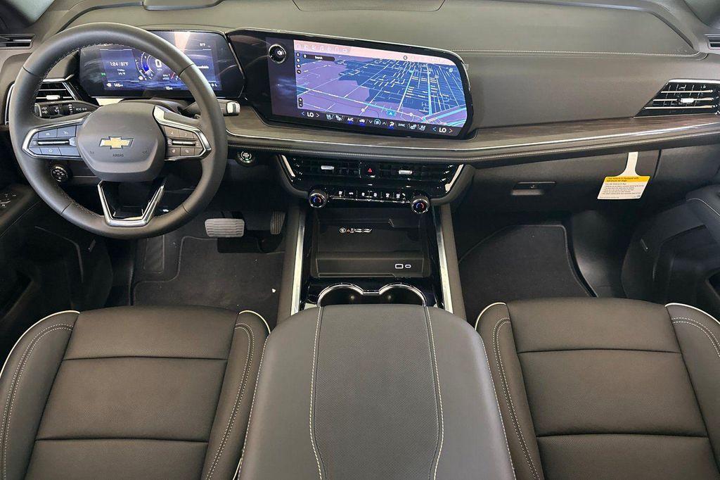 new 2025 Chevrolet Suburban car, priced at $73,545