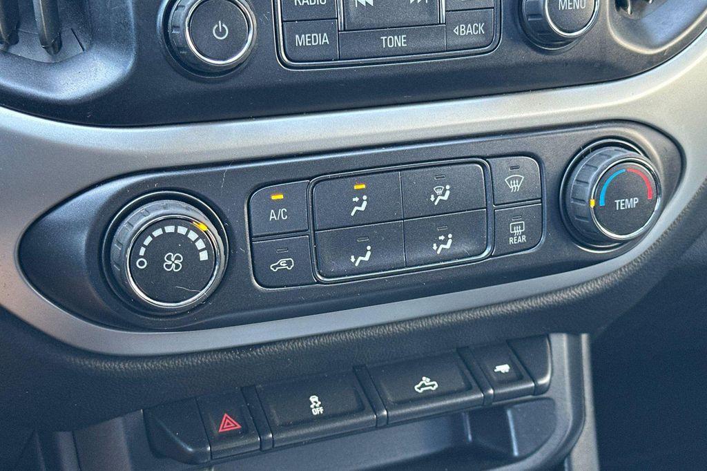 used 2015 Chevrolet Colorado car, priced at $15,395
