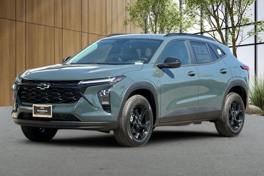 new 2026 Chevrolet Trax car, priced at $25,075