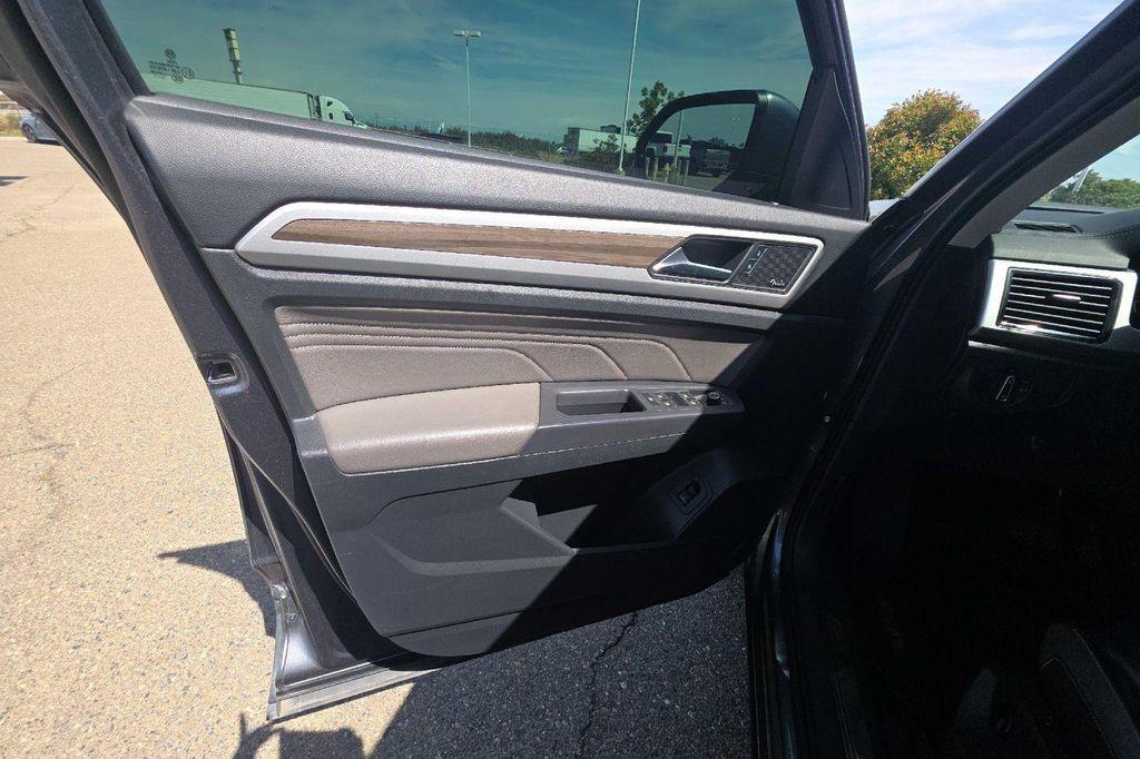 used 2021 Volkswagen Atlas car, priced at $23,895