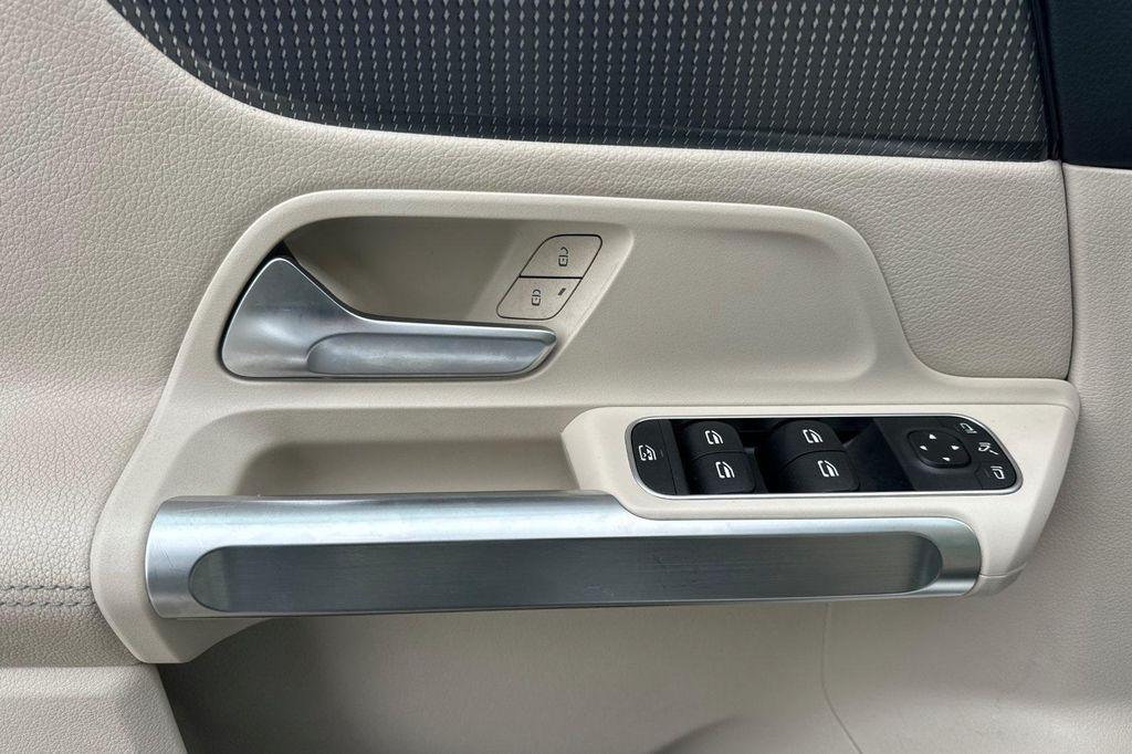 used 2022 Mercedes-Benz GLB 250 car, priced at $24,495