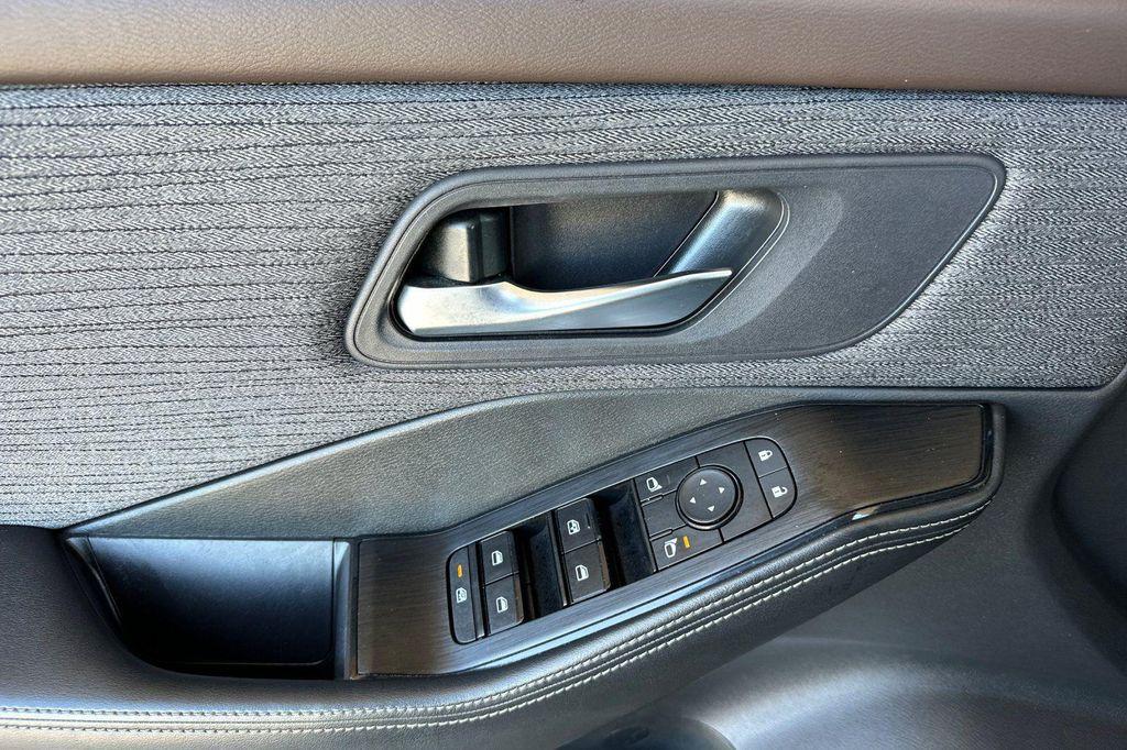used 2022 Nissan Rogue car, priced at $17,949