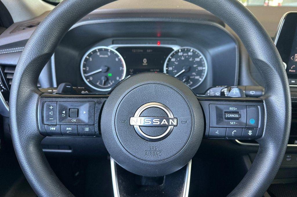 used 2022 Nissan Rogue car, priced at $17,949