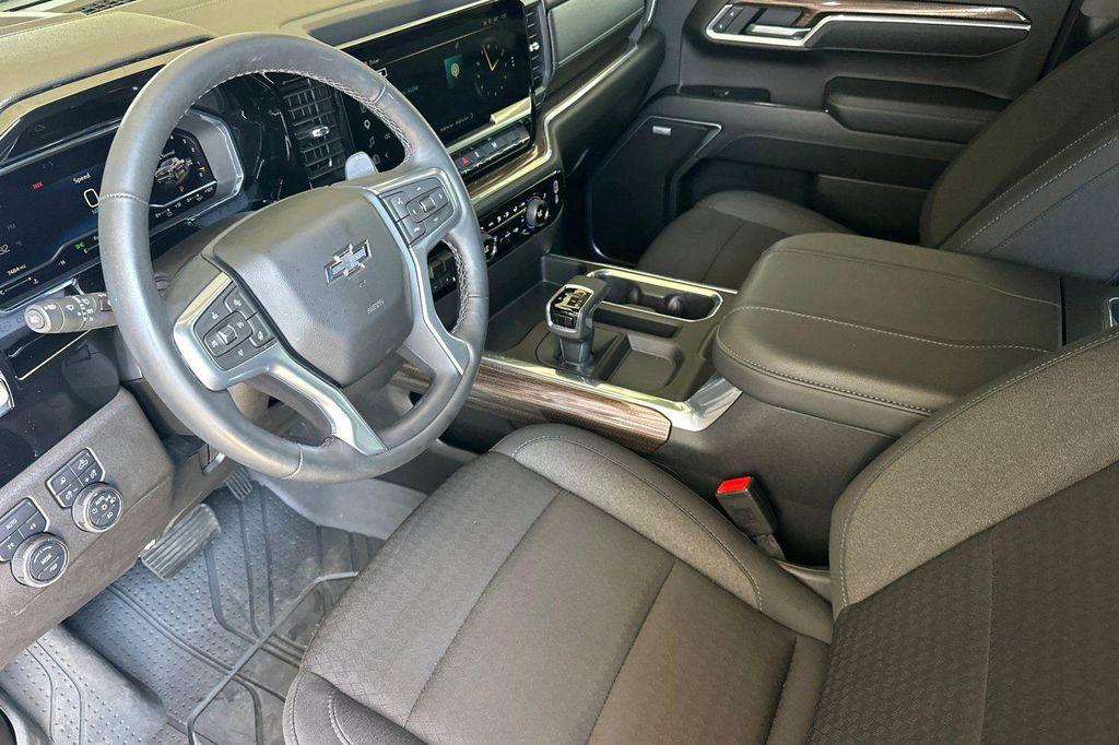 used 2025 Chevrolet Silverado 1500 car, priced at $52,895