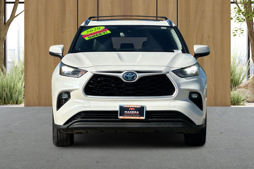 used 2020 Toyota Highlander Hybrid car, priced at $29,395