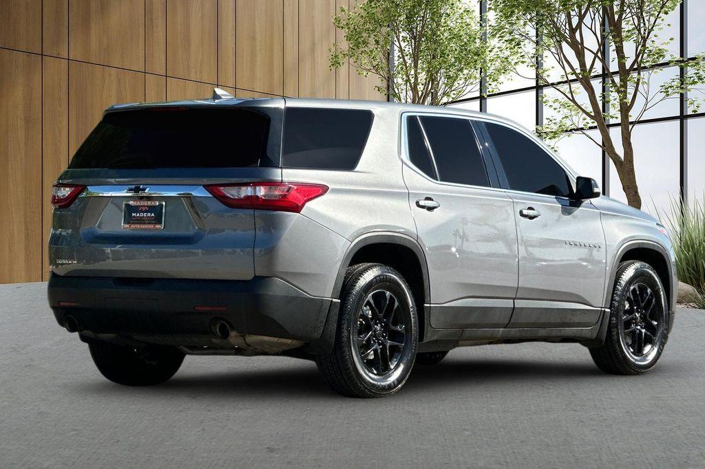 used 2021 Chevrolet Traverse car, priced at $19,395