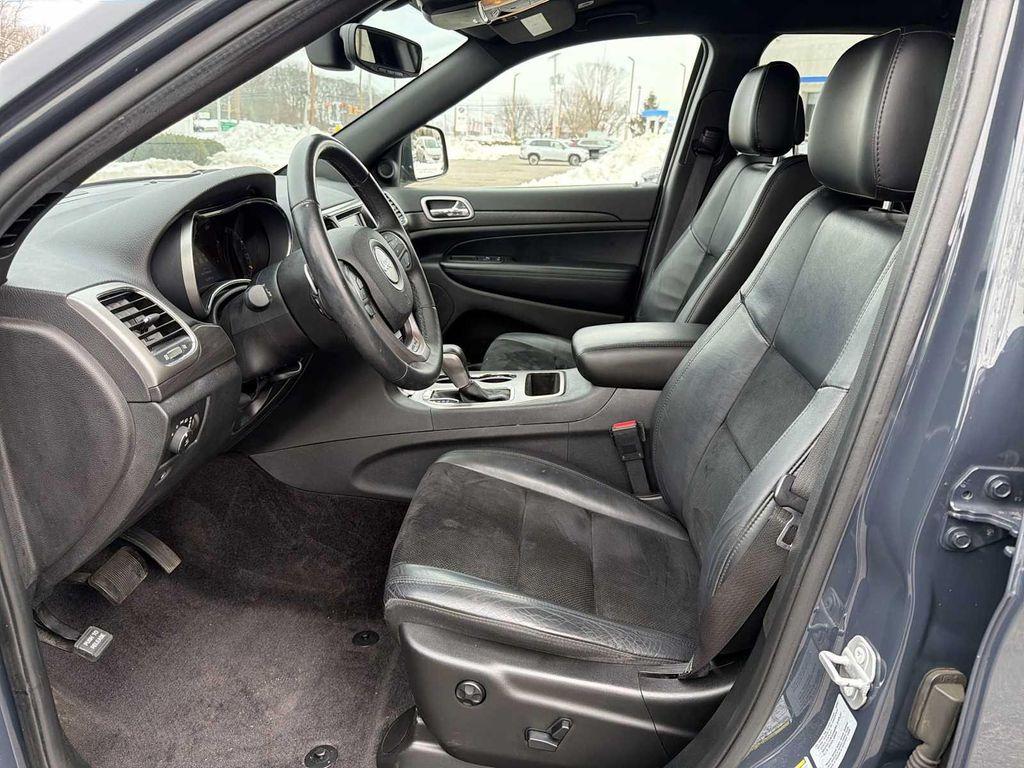 used 2017 Jeep Grand Cherokee car, priced at $10,290