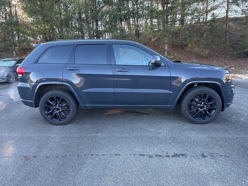 used 2017 Jeep Grand Cherokee car, priced at $10,590