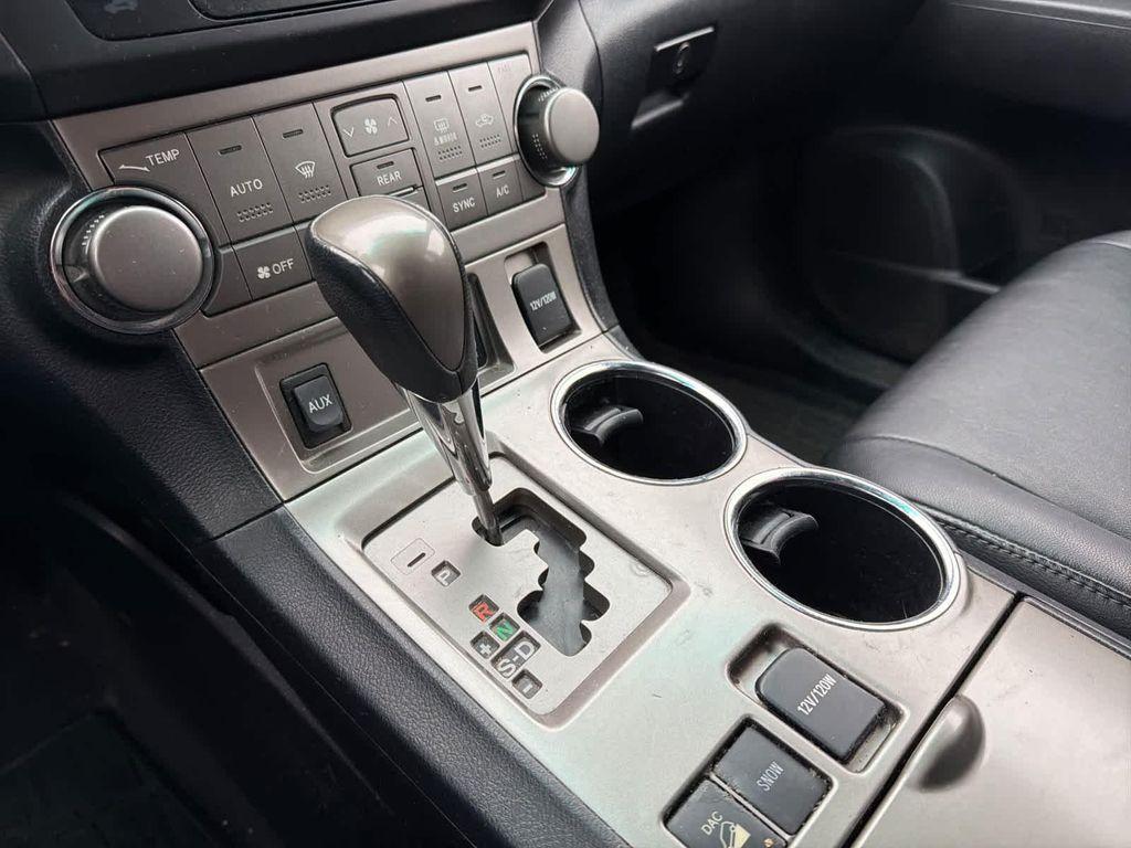 used 2010 Toyota Highlander car, priced at $7,990