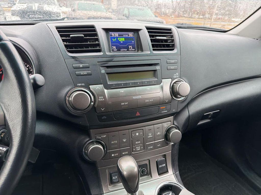 used 2010 Toyota Highlander car, priced at $7,990
