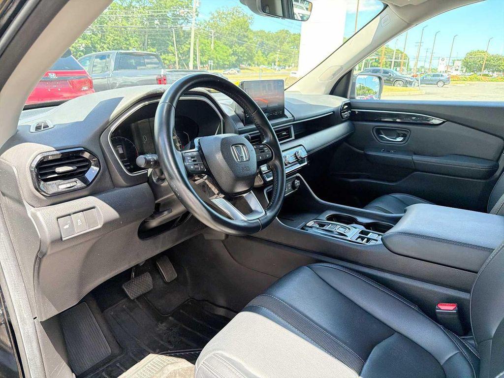 used 2024 Honda Pilot car, priced at $37,989