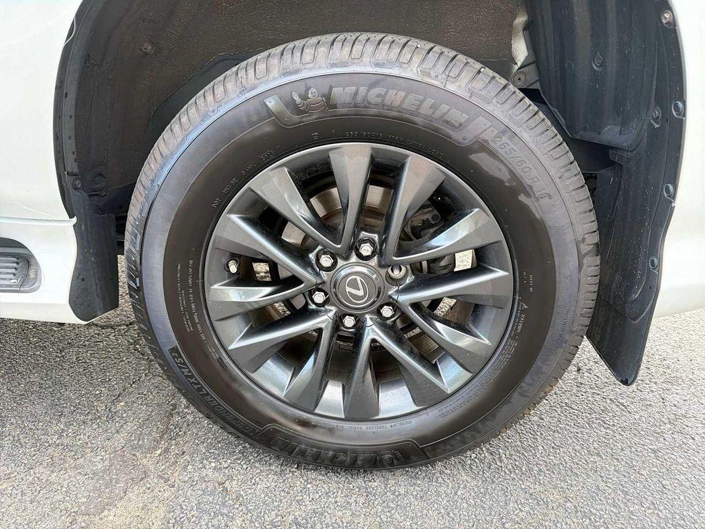 used 2022 Lexus GX 460 car, priced at $53,989
