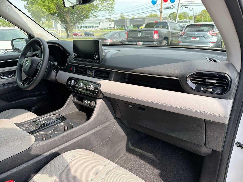 used 2023 Honda Pilot car, priced at $31,989