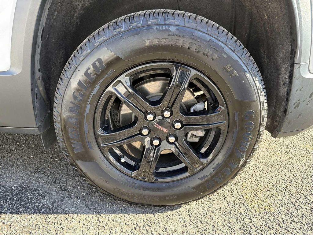 used 2022 GMC Acadia car, priced at $28,290