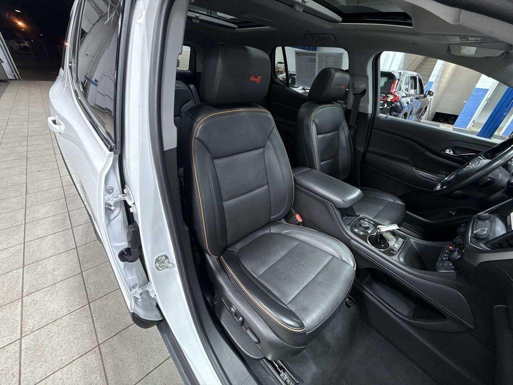 used 2022 GMC Acadia car, priced at $28,990