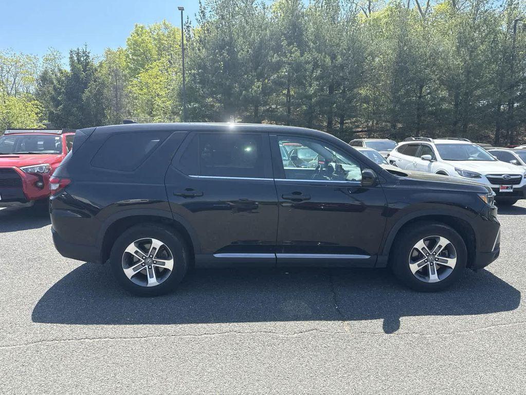 used 2023 Honda Pilot car, priced at $34,989