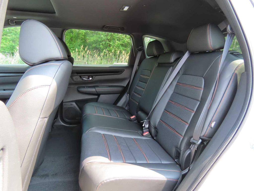 new 2026 Honda CR-V Hybrid car, priced at $40,108