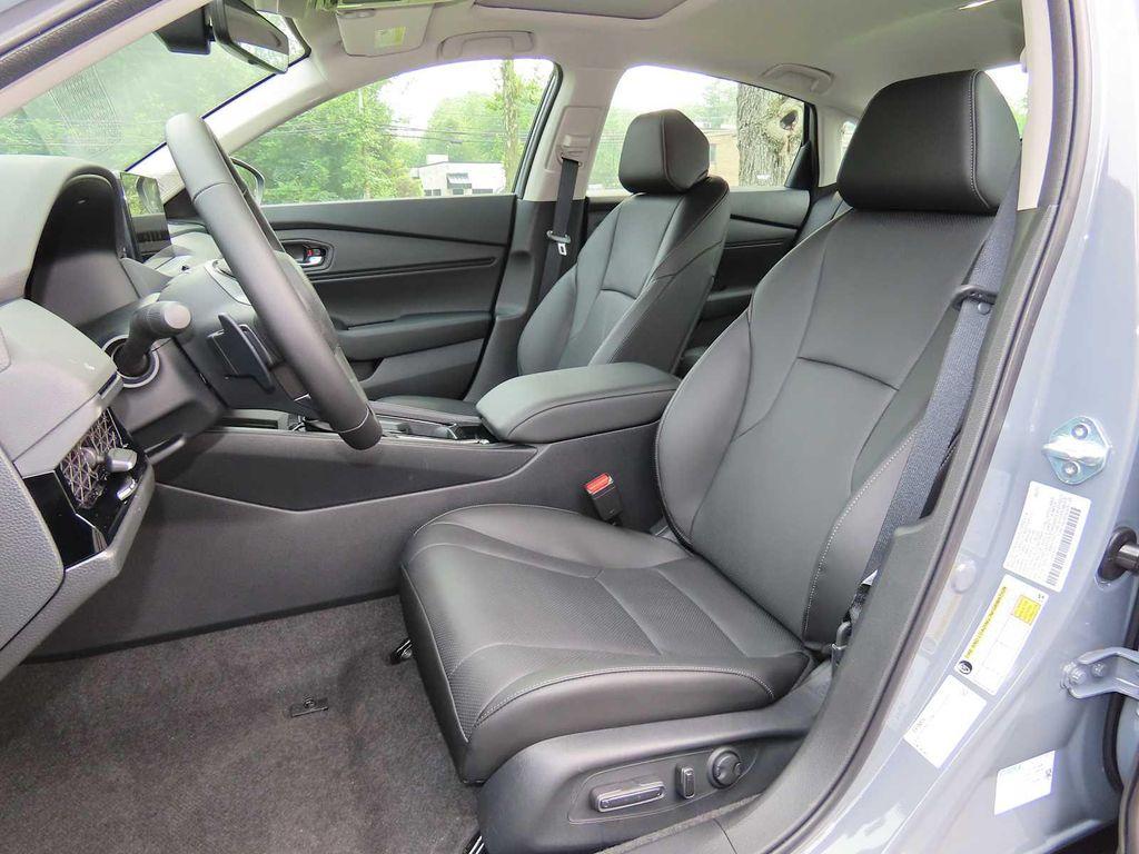 new 2025 Honda Accord Hybrid car, priced at $33,446