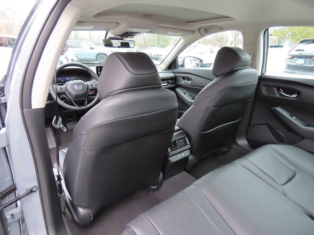 new 2026 Honda Accord Hybrid car, priced at $37,527