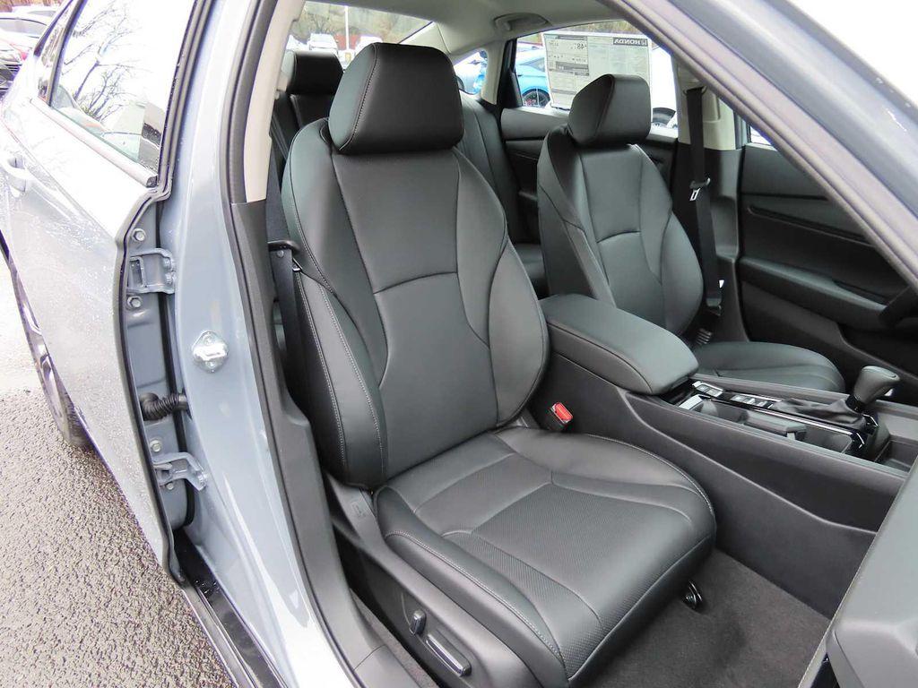 new 2026 Honda Accord Hybrid car, priced at $37,527