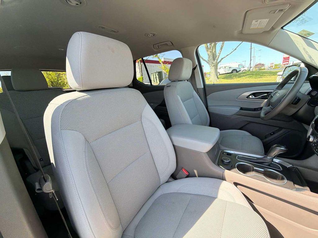 used 2019 Chevrolet Traverse car, priced at $21,388
