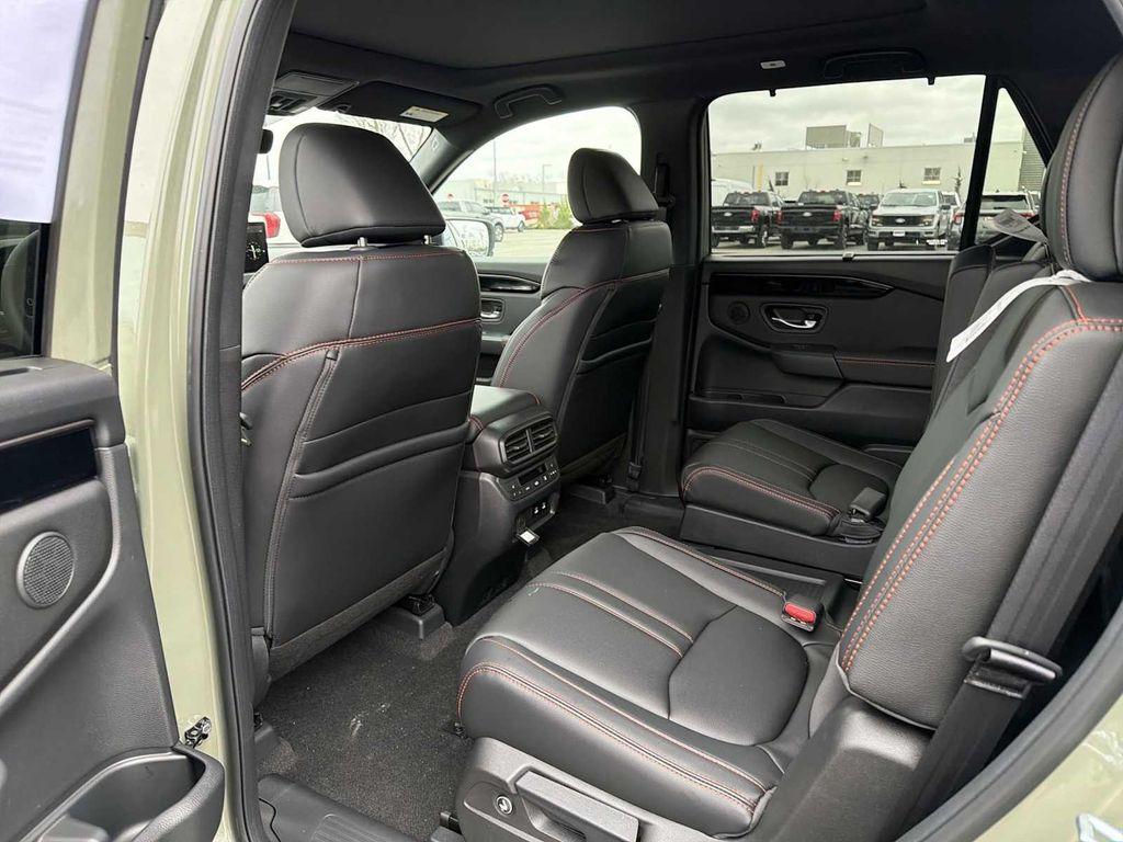 new 2026 Honda Pilot car, priced at $53,095