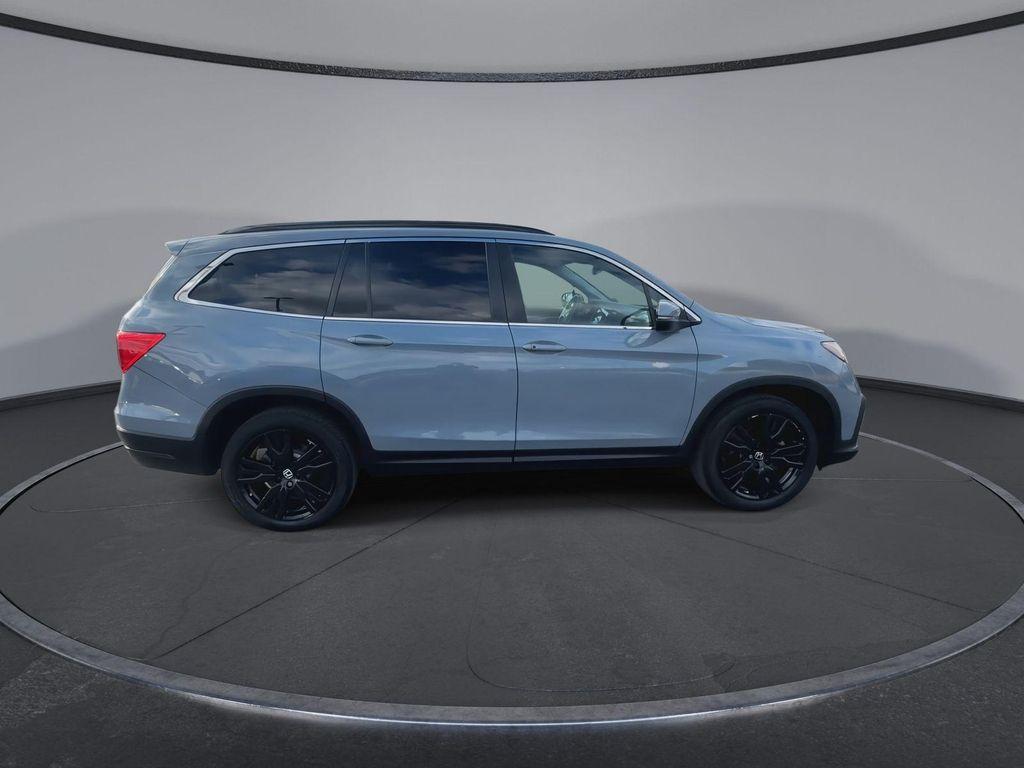 used 2022 Honda Pilot car, priced at $27,990