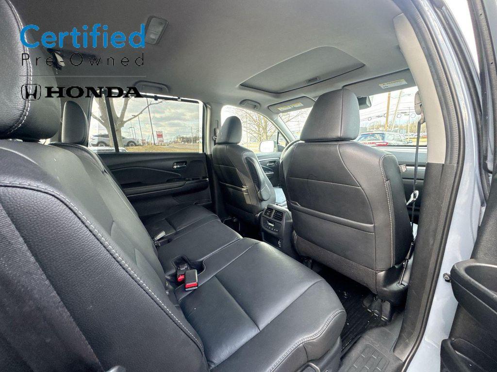 used 2022 Honda Pilot car, priced at $27,890
