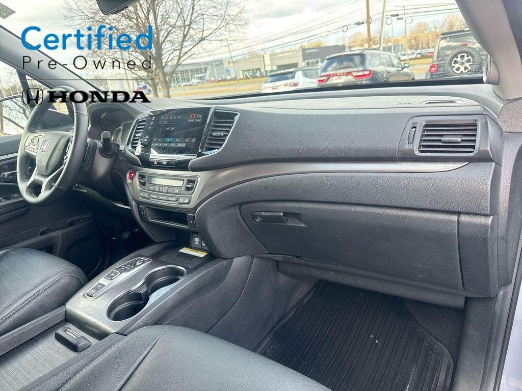 used 2022 Honda Pilot car, priced at $27,890