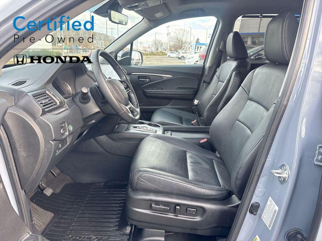 used 2022 Honda Pilot car, priced at $27,890