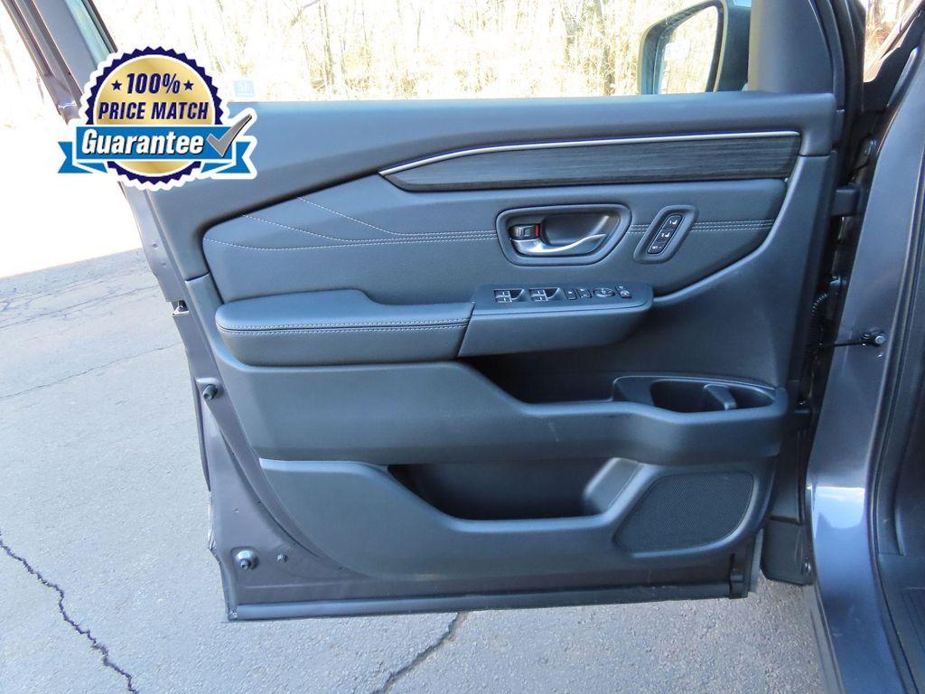 new 2026 Honda Pilot car, priced at $51,441