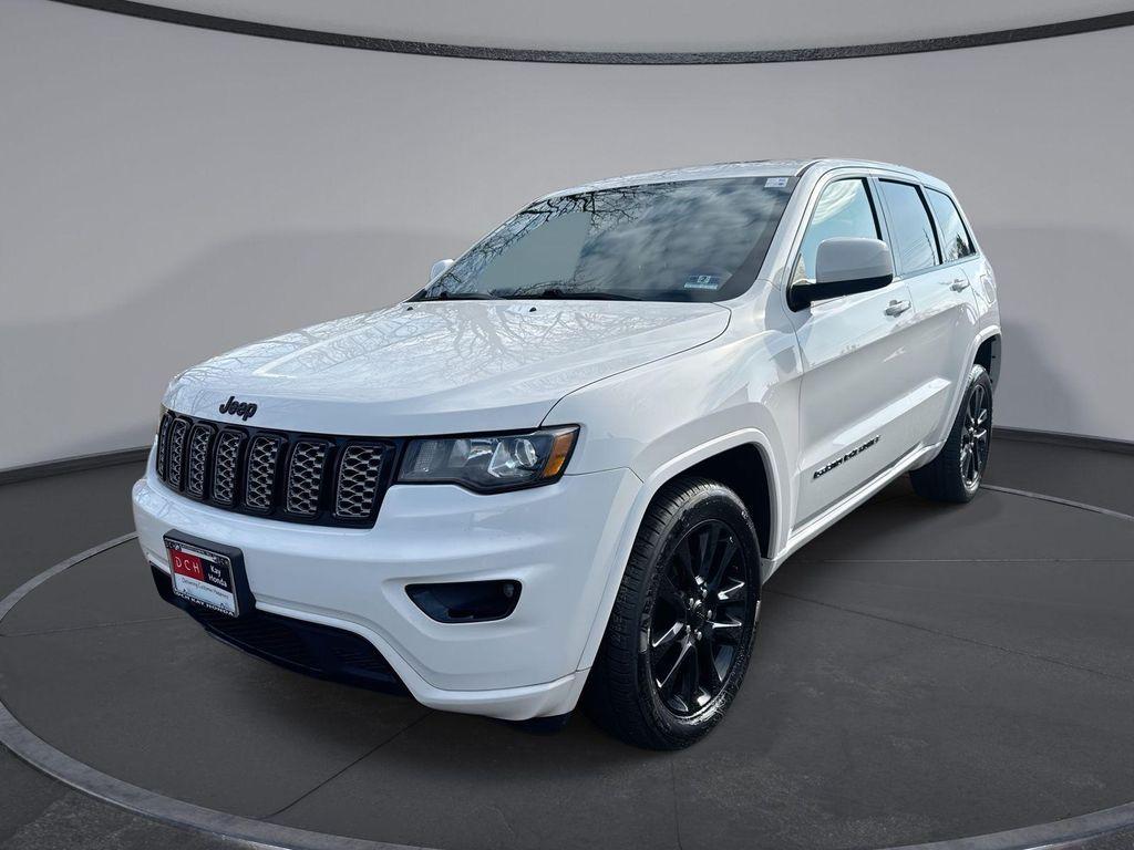 used 2017 Jeep Grand Cherokee car, priced at $13,490