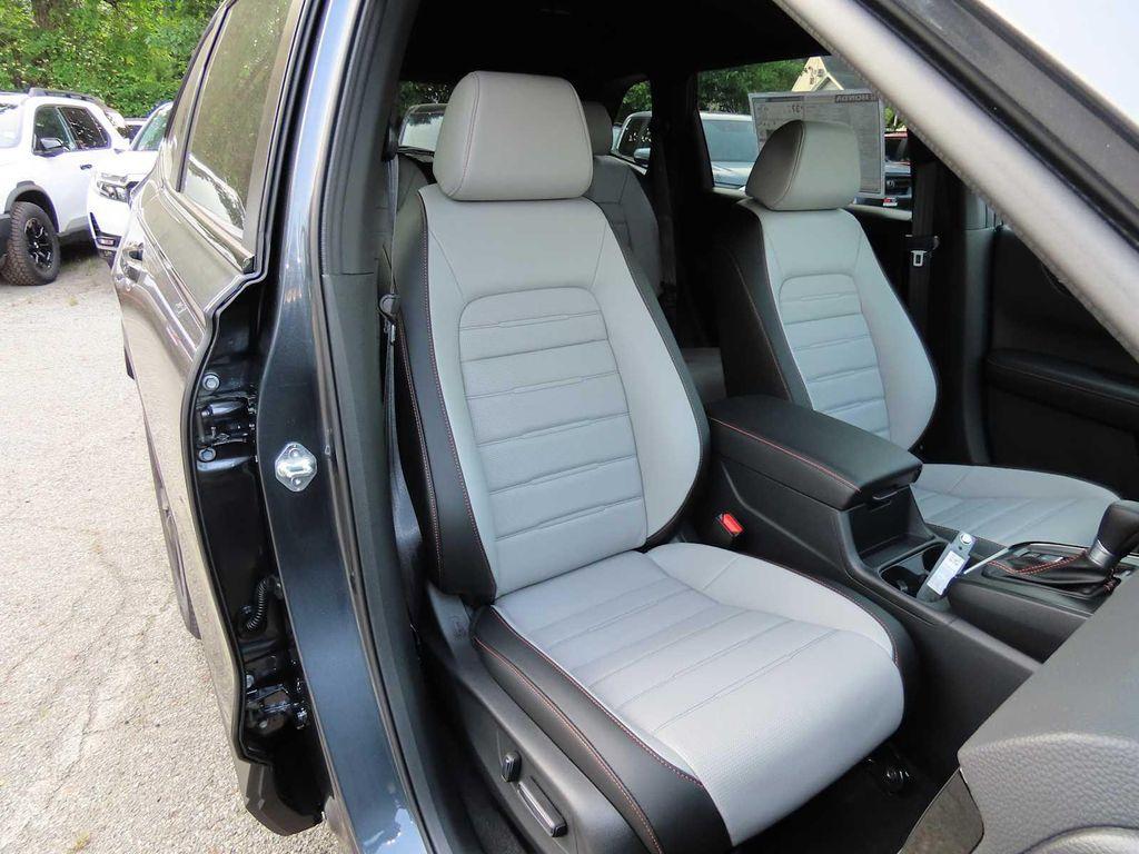 new 2026 Honda CR-V Hybrid car, priced at $43,976