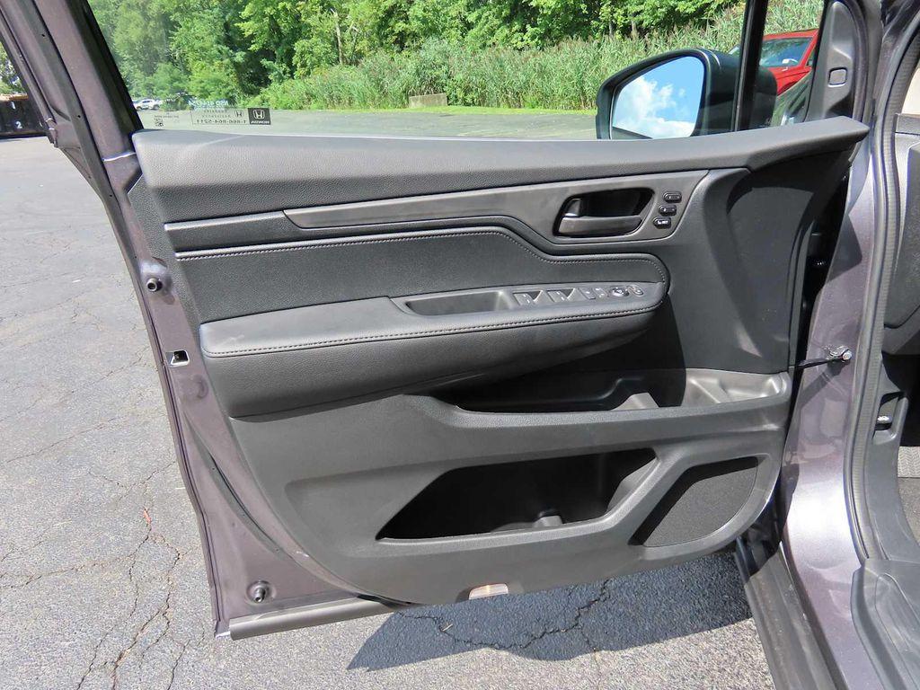 new 2026 Honda Odyssey car, priced at $46,392