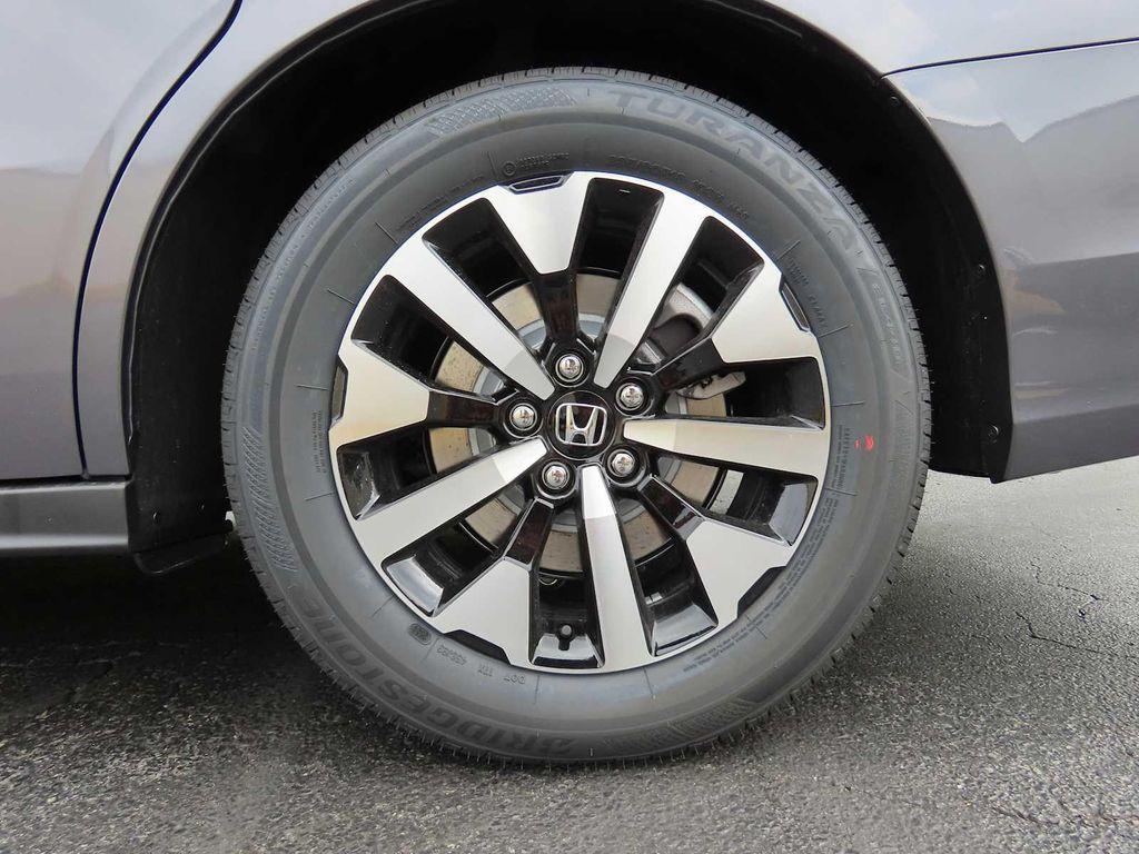 new 2026 Honda Odyssey car, priced at $46,392